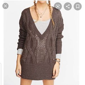Urban Outfitters Kimchi Blue Tunic V Neck Sweater